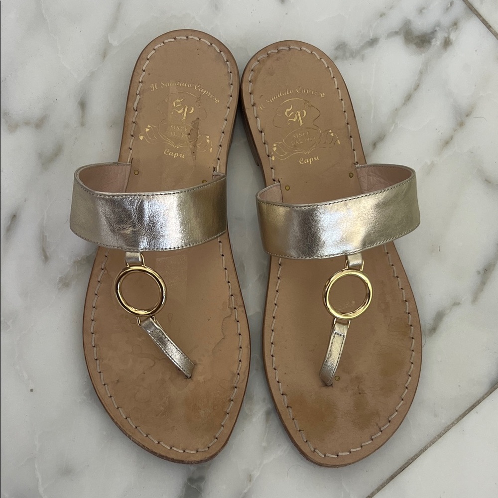 Gold IL Sandalo Caprese Capri Leather Sandals with Ring Detail 38